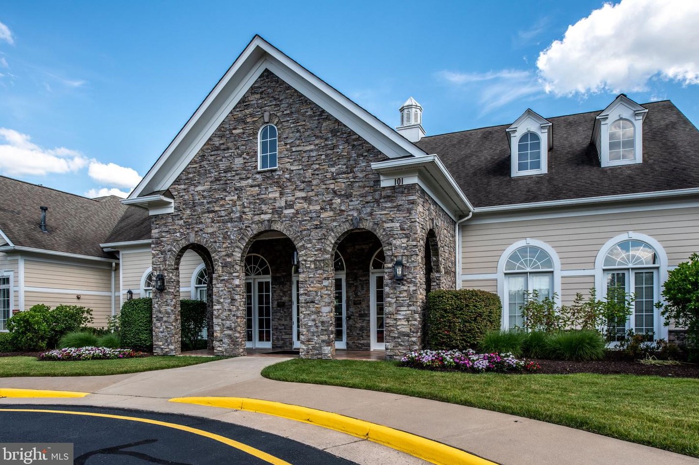 2 Linden Dr, Fredericksburg VA  22406-7494 exterior