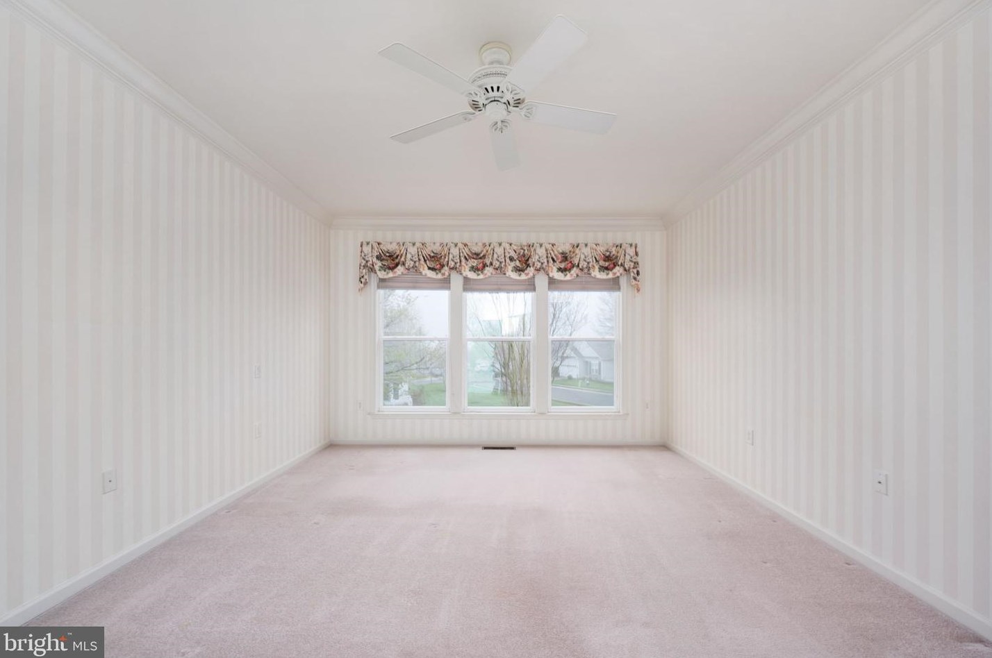 2 Linden Dr, Fredericksburg VA  22406-7494 exterior
