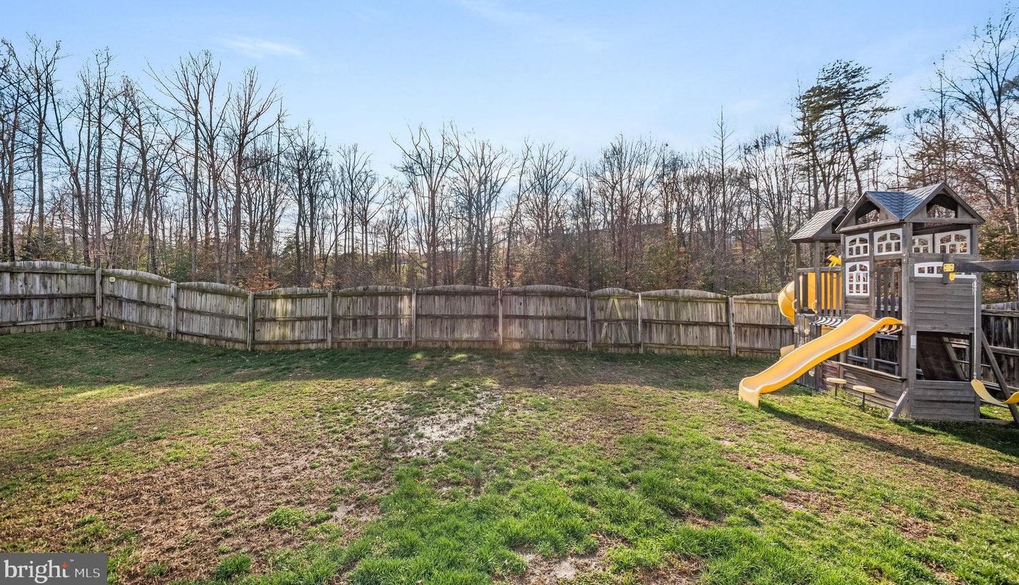 35 Fountain Dr, Stafford VA  22554-7298 exterior