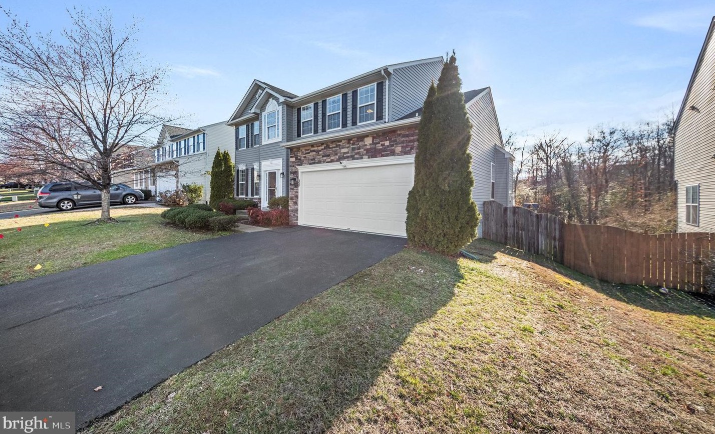 35 Fountain Dr, Stafford VA  22554-7298 exterior