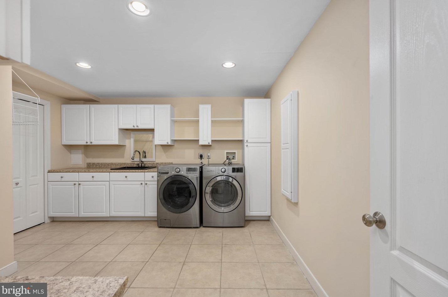 38 Brannigan Dr, Stafford VA  22554-8522 exterior