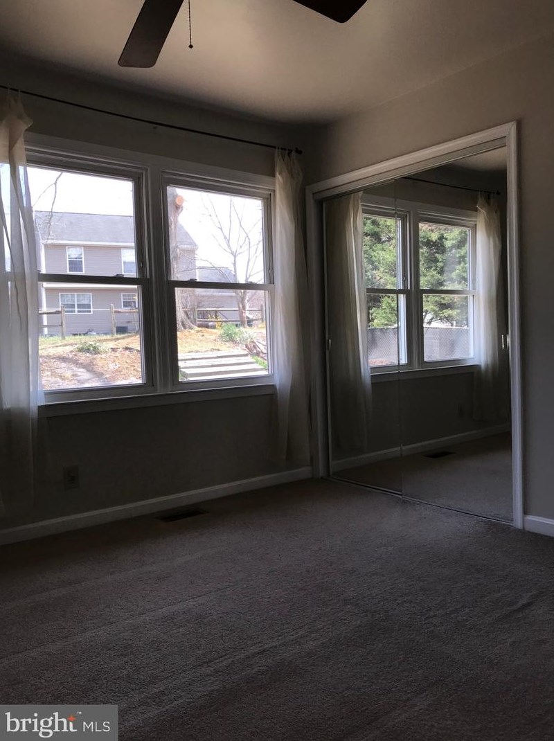133 Debra Dr, Stafford VA  22556-1417 exterior