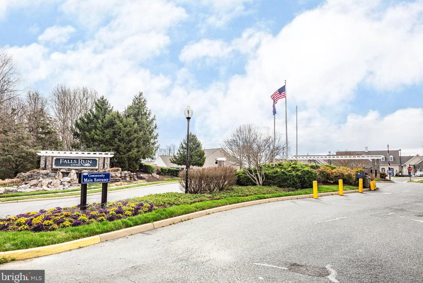 95 Legend Dr, Fredericksburg VA  22406-8449 exterior