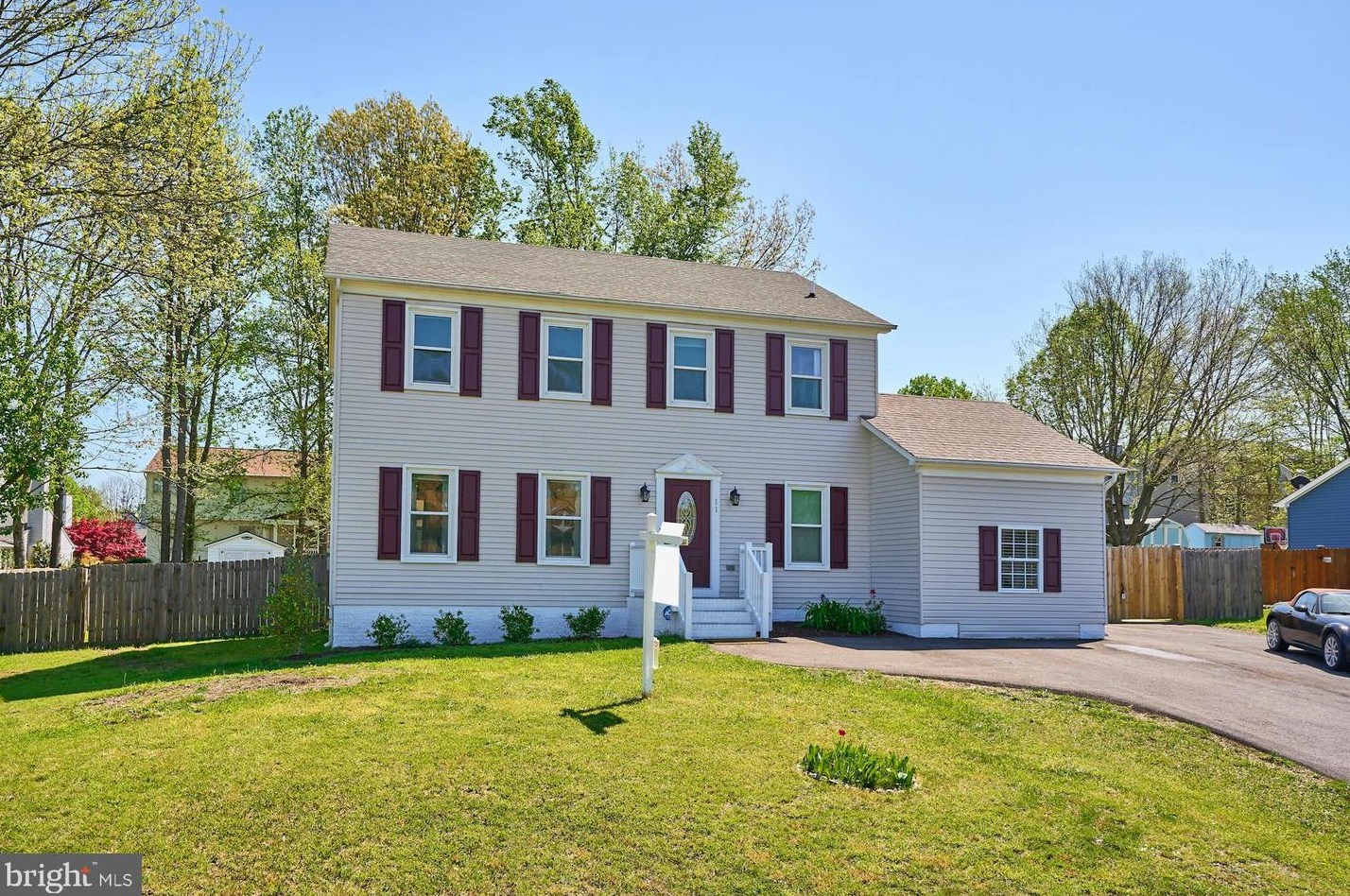 11 Boyd Dr, Stafford VA  22556-1887 exterior