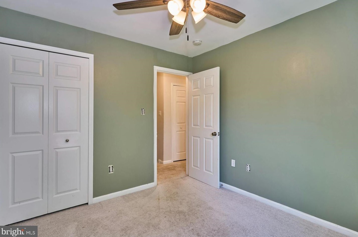 11 Boyd Dr, Stafford VA  22556-1887 exterior