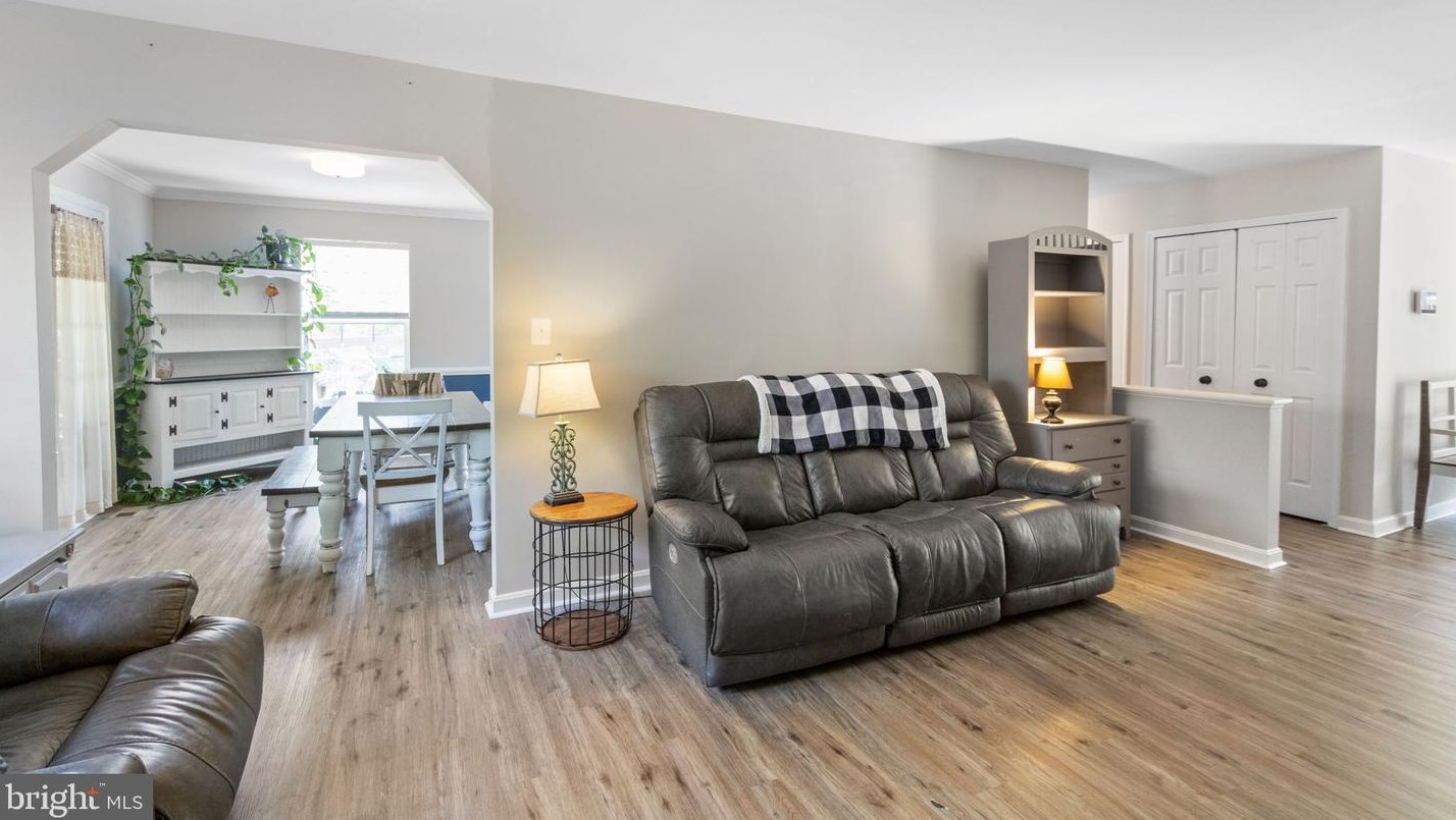 67 Melanie Hollow Ln, Fredericksburg VA  22405-2862 exterior