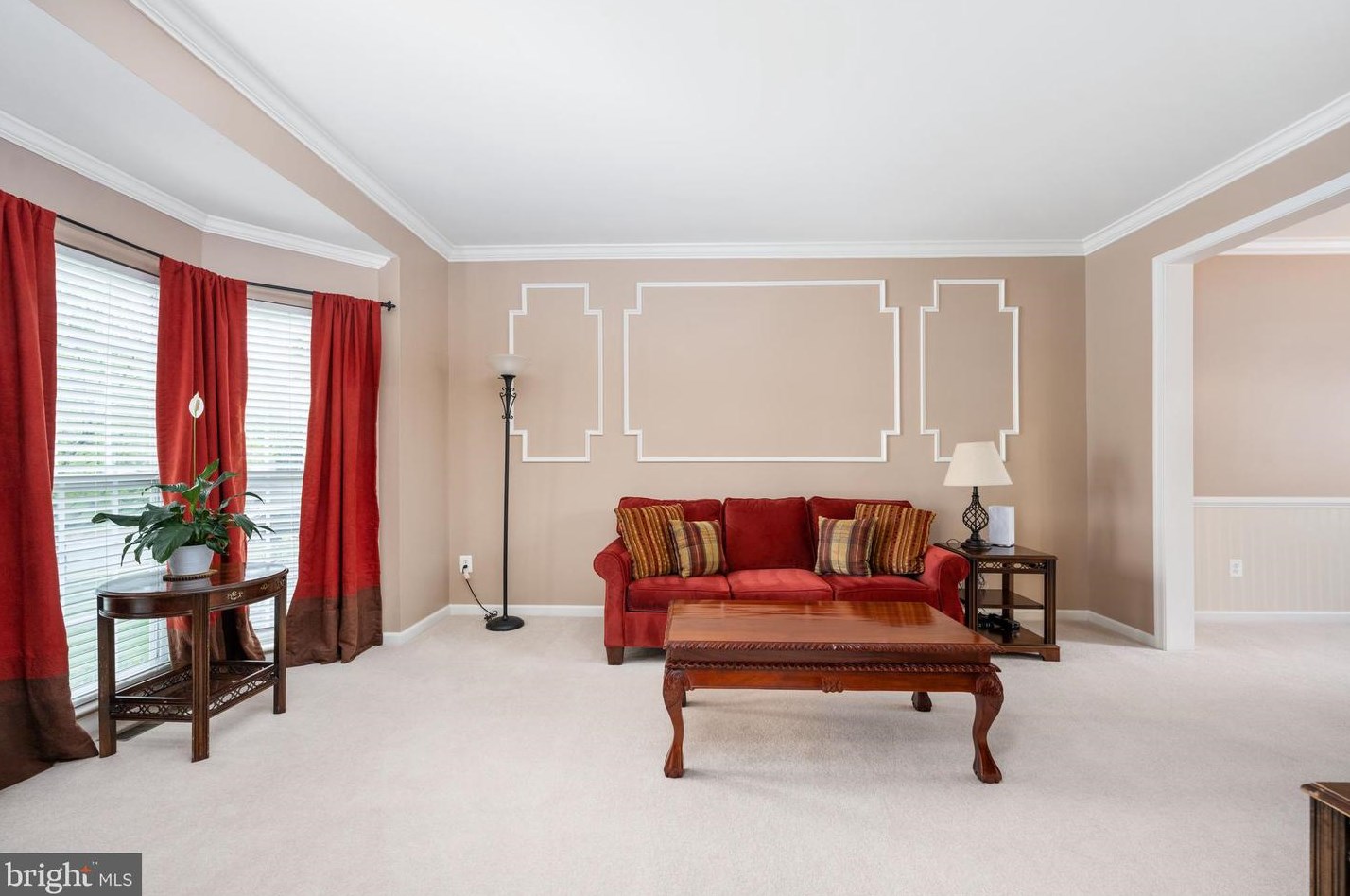 2 Kinross Dr, Stafford VA 22554-6579 exterior