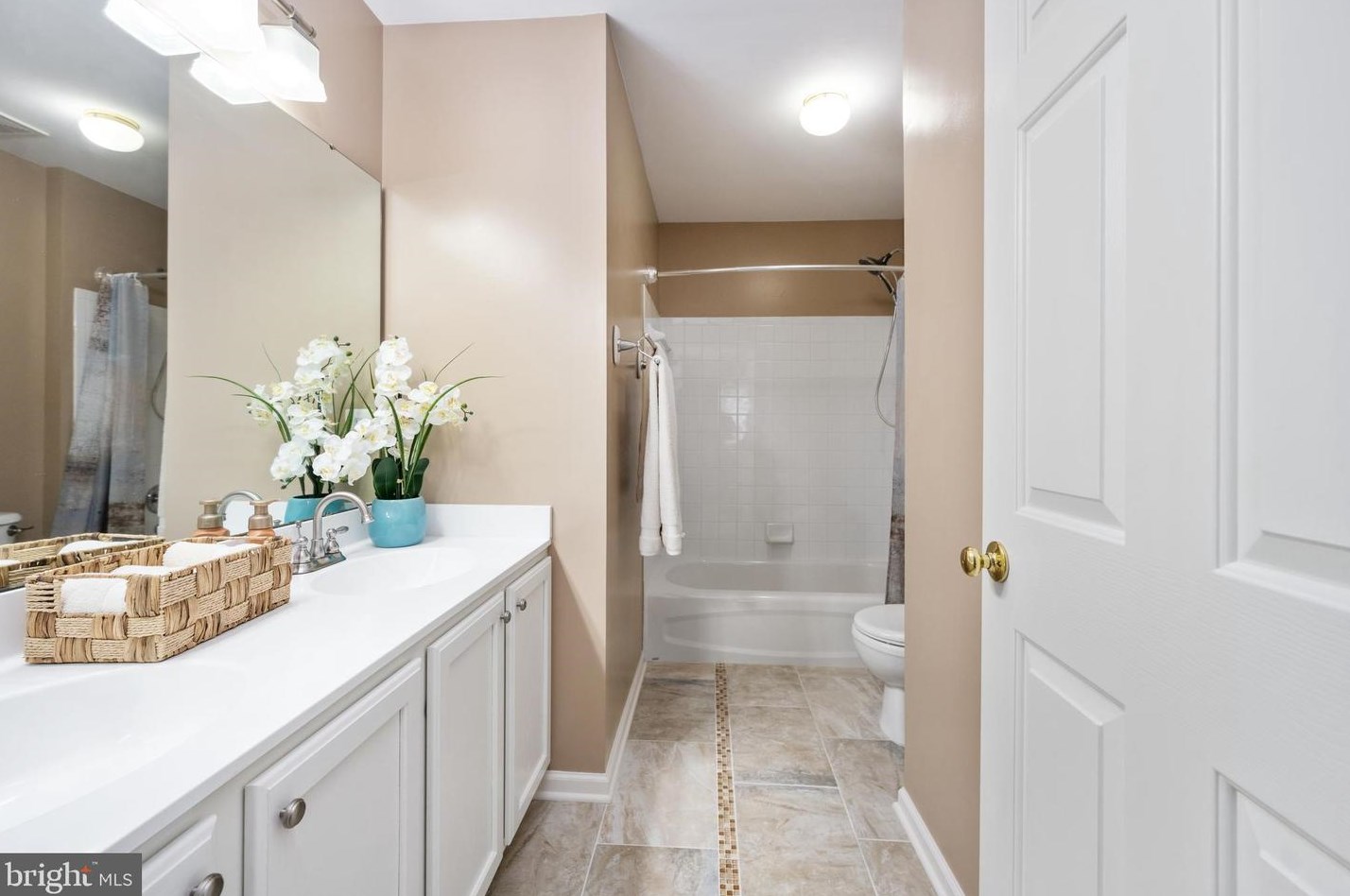 2 Kinross Dr, Stafford VA 22554-6579 exterior