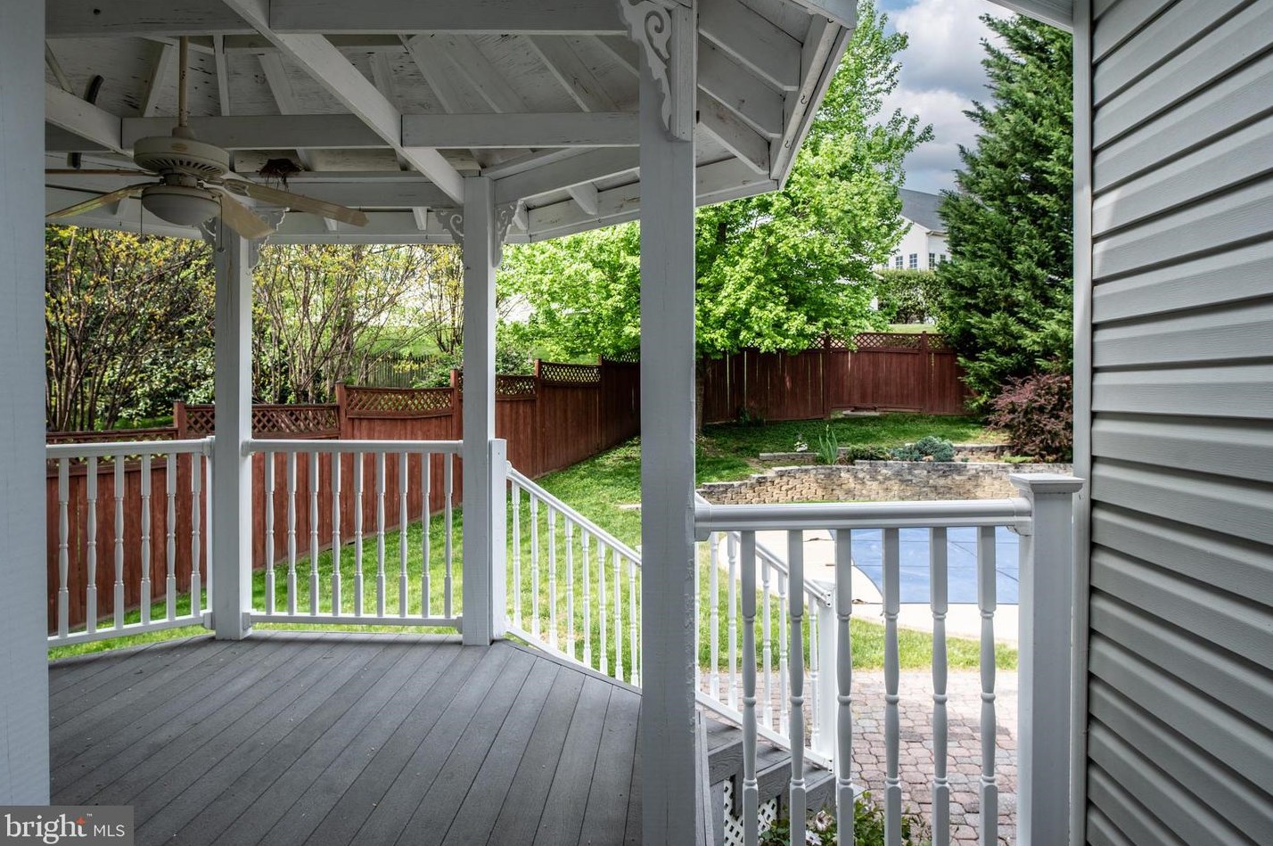 2 Kinross Dr, Stafford VA 22554-6579 exterior