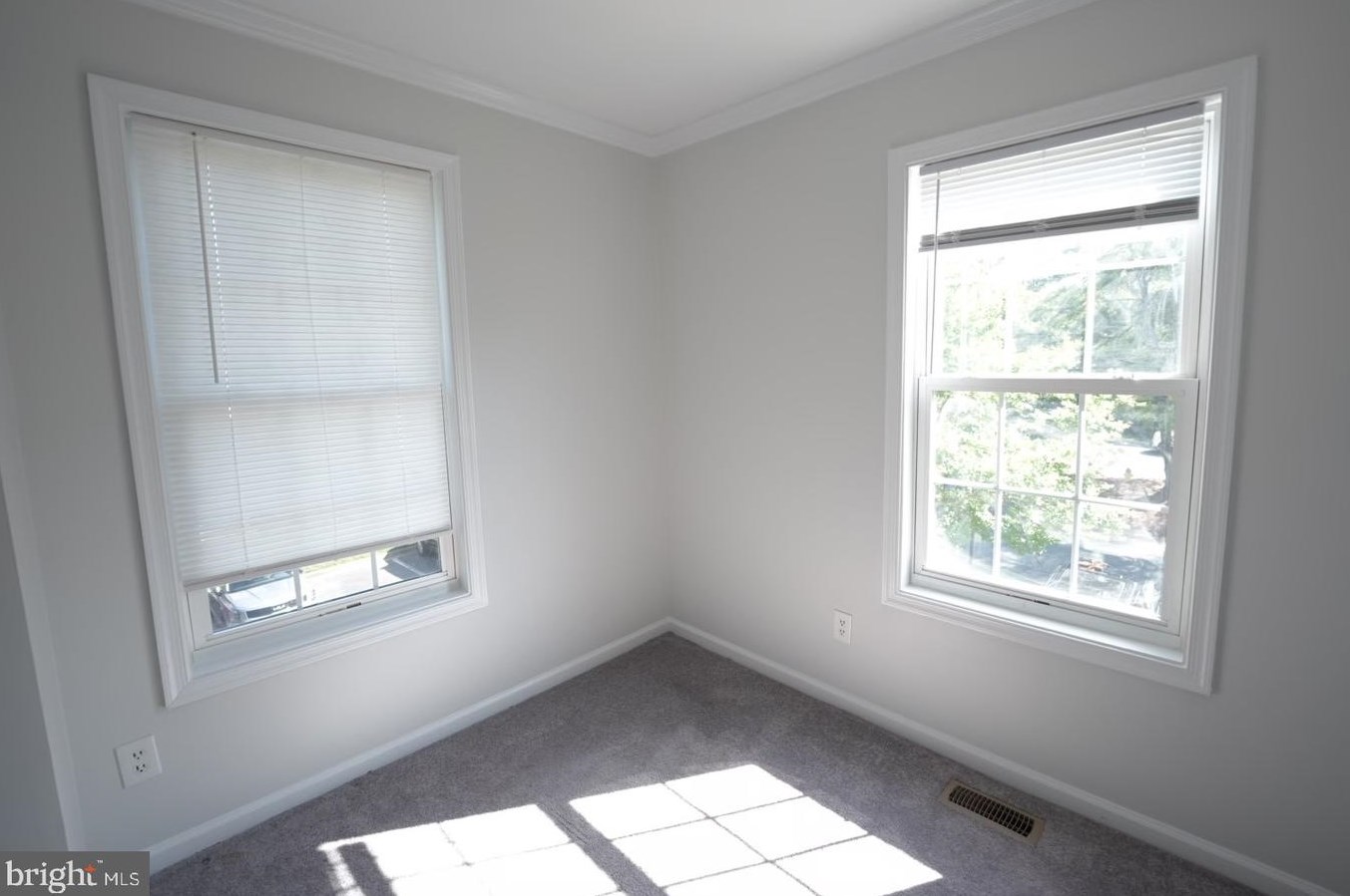 109 Falkirk Ct, Fredericksburg VA  22406-6400 exterior