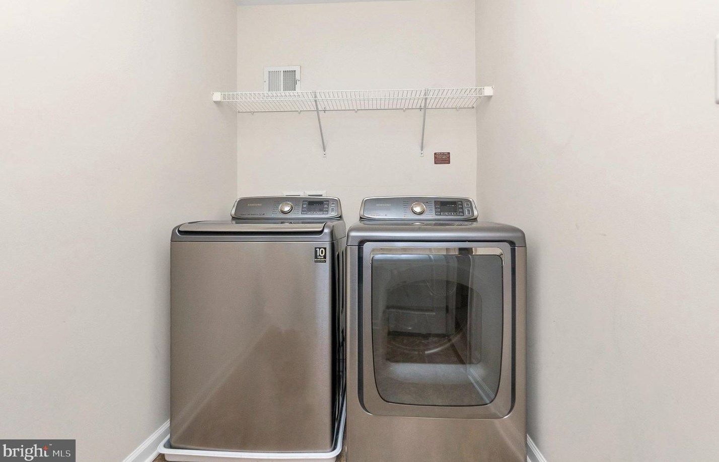 15 Clear Spring Ln, Fredericksburg VA  22405-2696 exterior