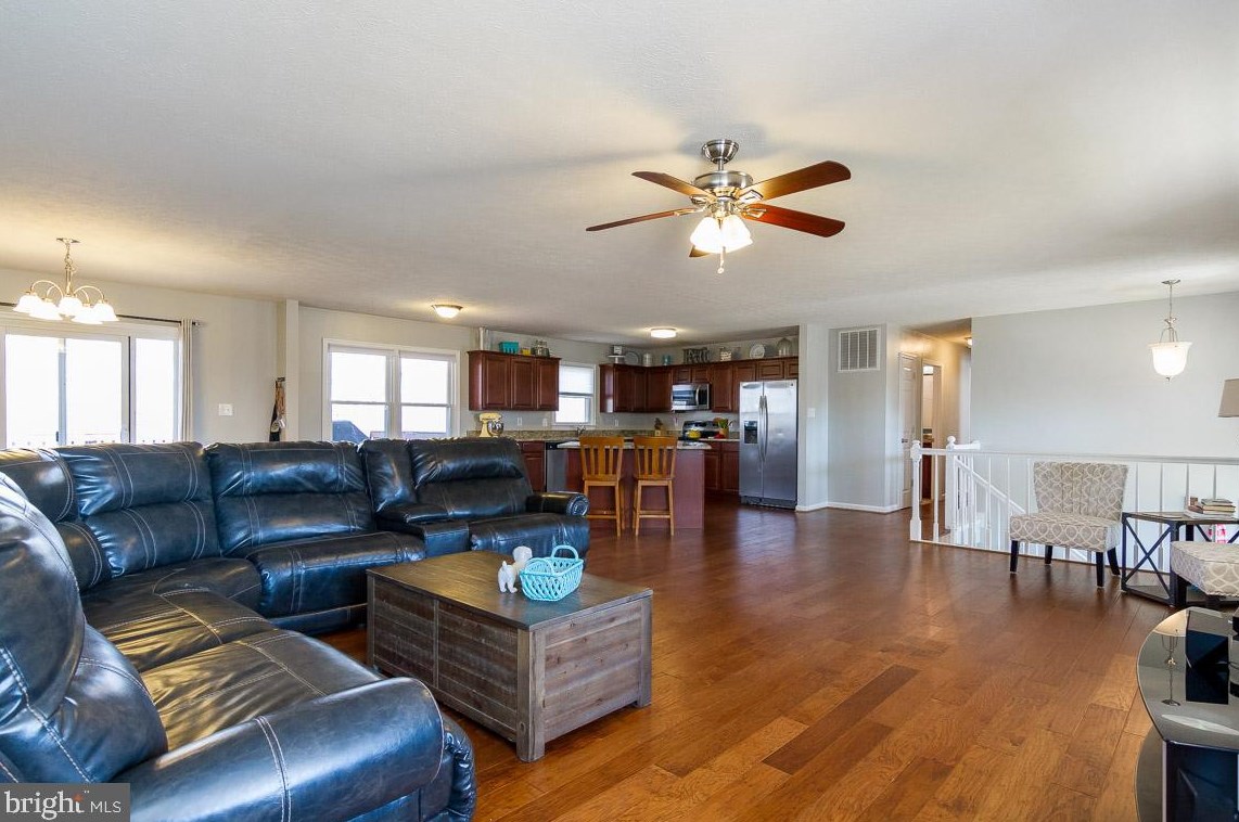 122 Jib Dr, Stafford VA  22554-5322 exterior