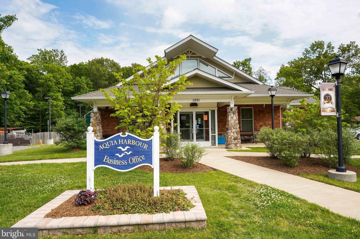 2023 State Room Dr, Stafford VA  22554-2321 exterior