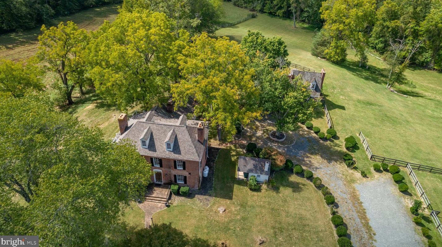 1791 Warrenton Rd, Fredericksburg VA  22406-4909 exterior