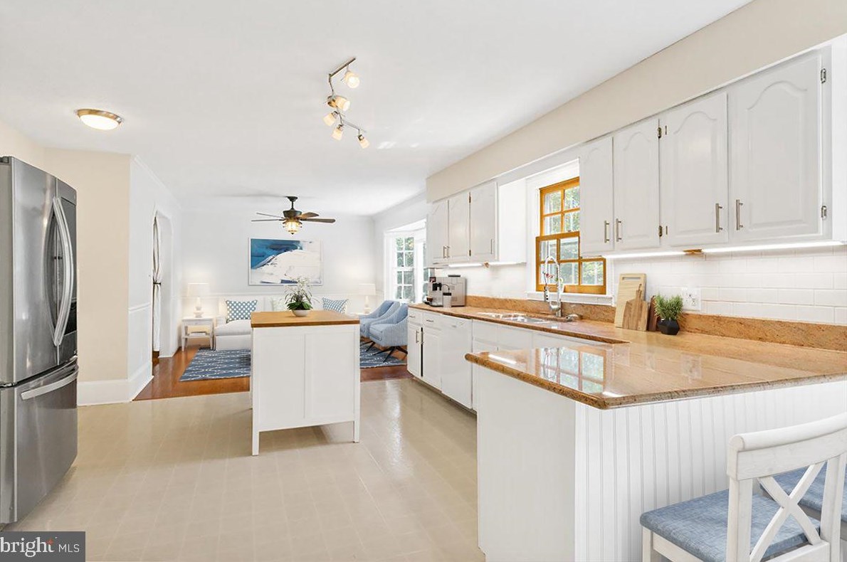 123 Jib Dr, Stafford VA  22554-5323 exterior