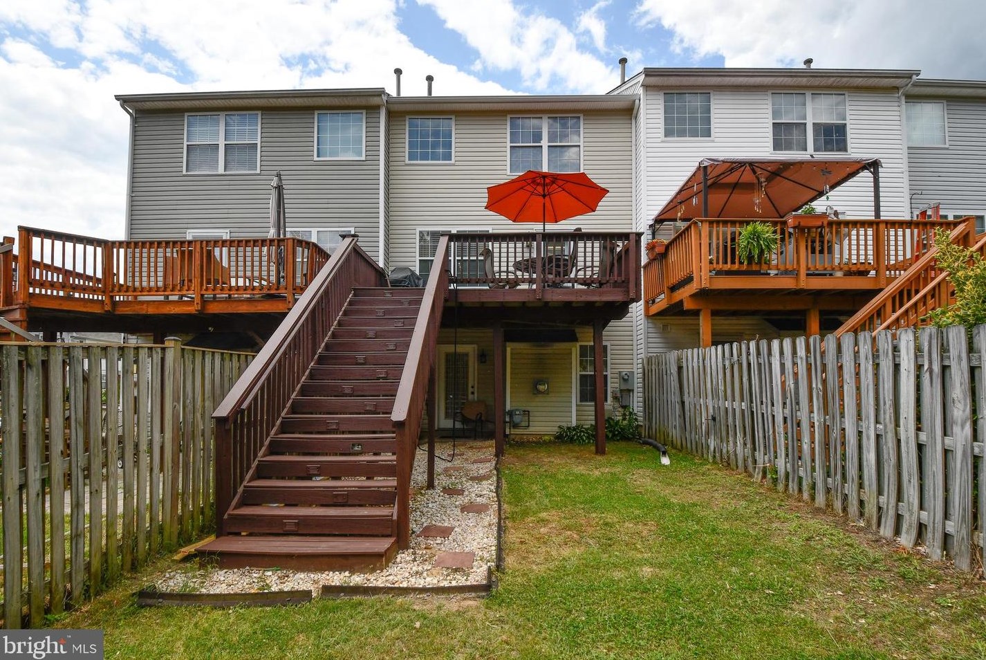 102 Gettysburg Ct, Stafford VA 22554-8473 exterior