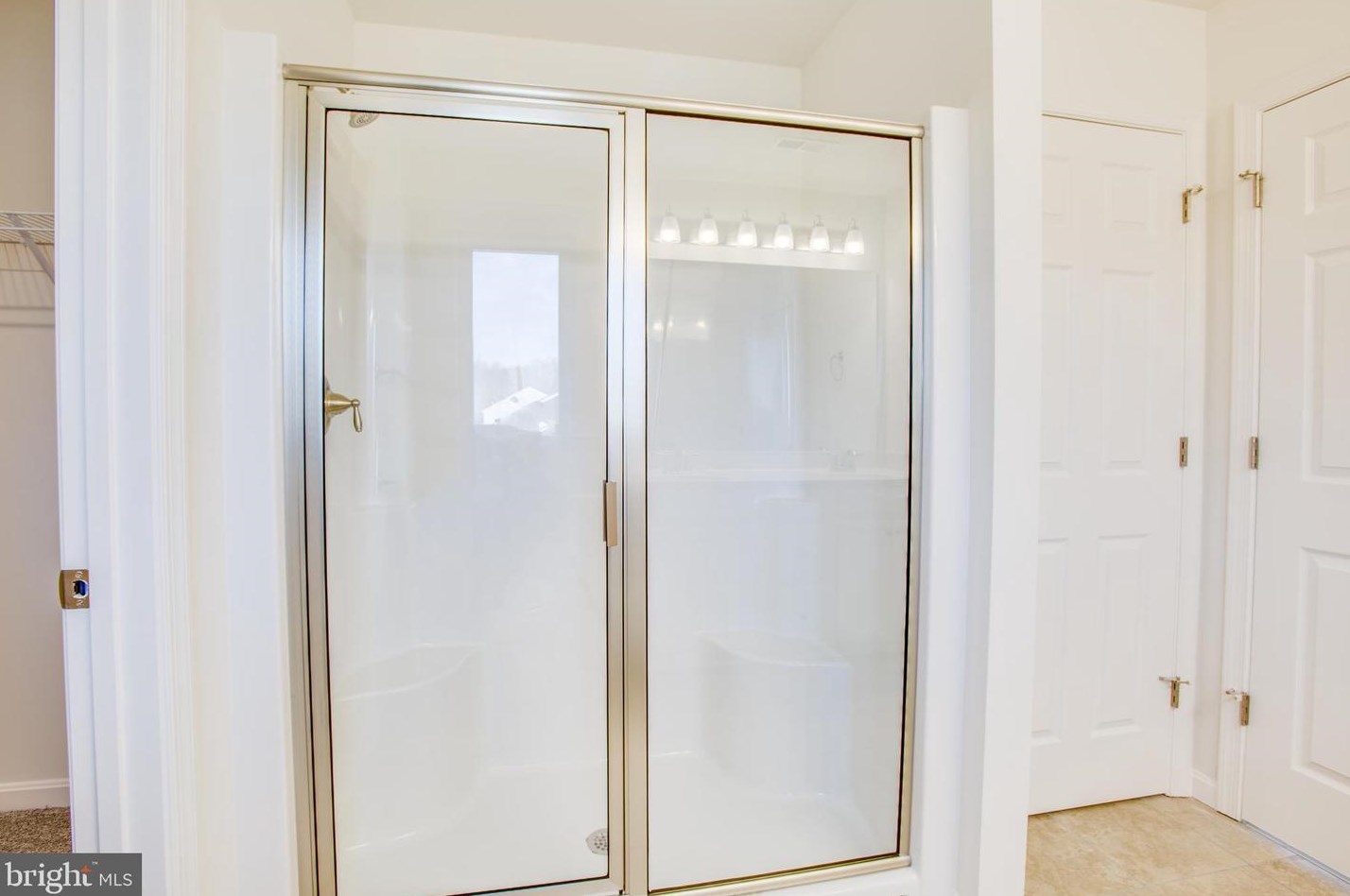 2107 Warrenton Rd, Fredericksburg VA  22406-4825 exterior