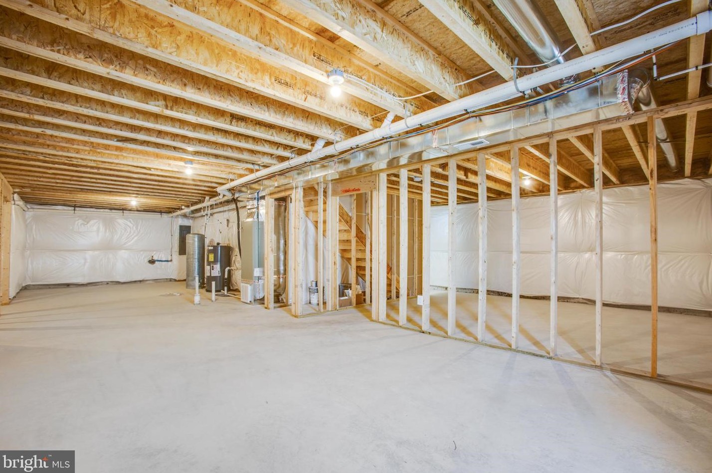 2107 Warrenton Rd, Fredericksburg VA  22406-4825 exterior