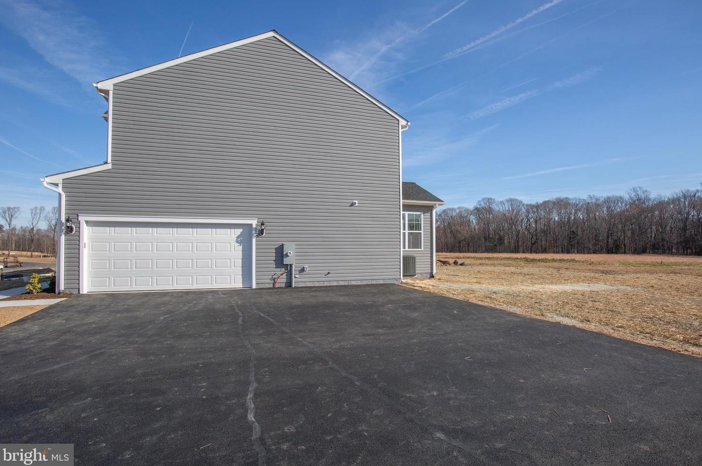 2107 Warrenton Rd, Fredericksburg VA  22406-4825 exterior