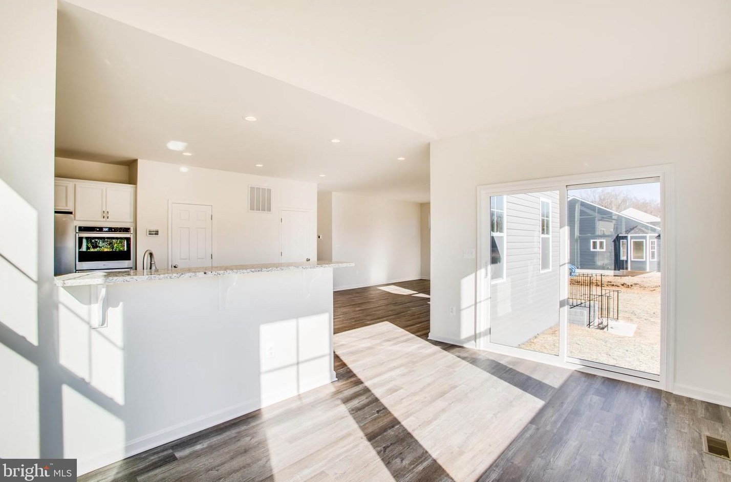 2107 Warrenton Rd, Fredericksburg VA  22406-4825 exterior