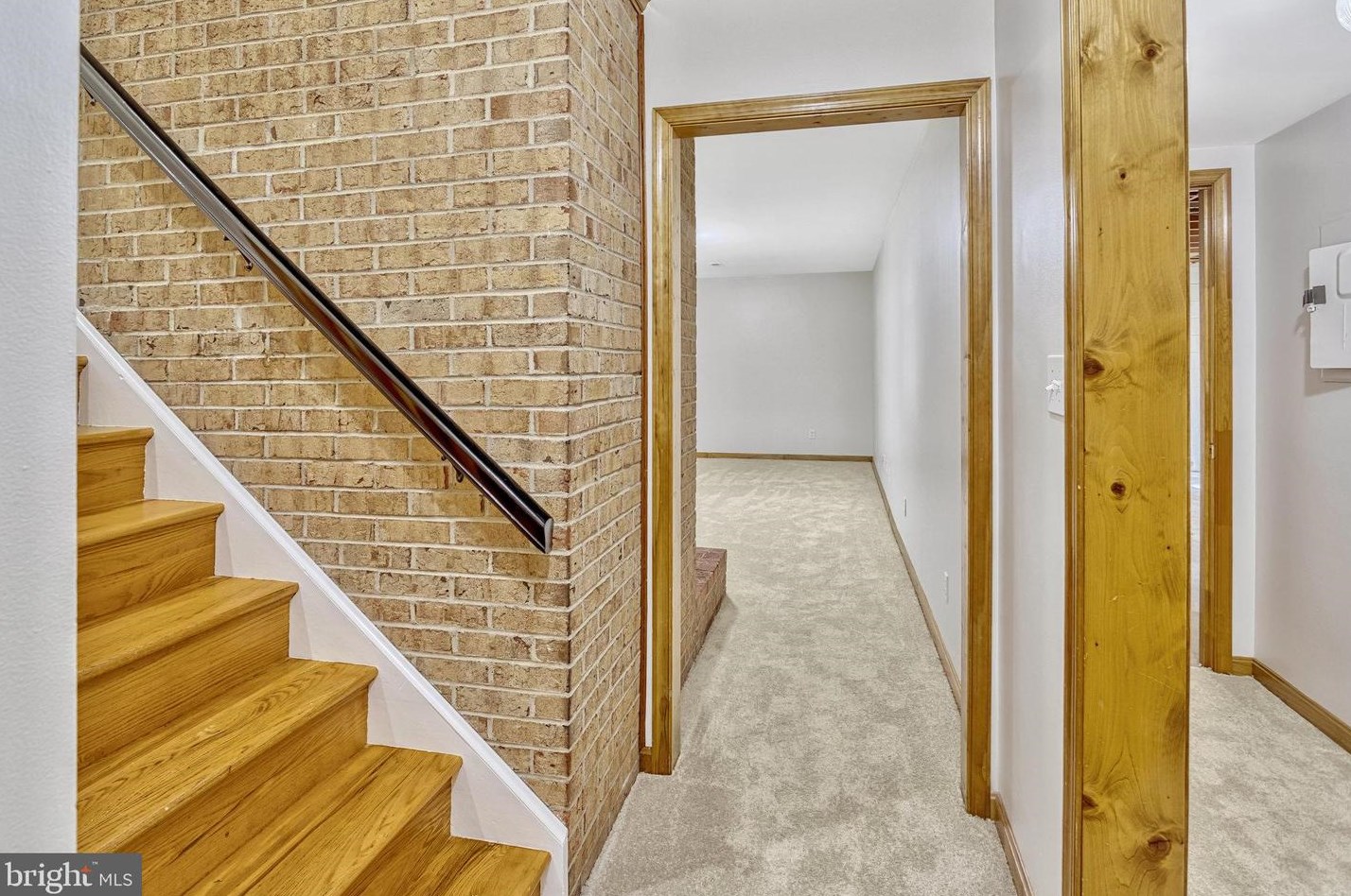 1103 Harbour Dr, Stafford VA 22554-1926 exterior