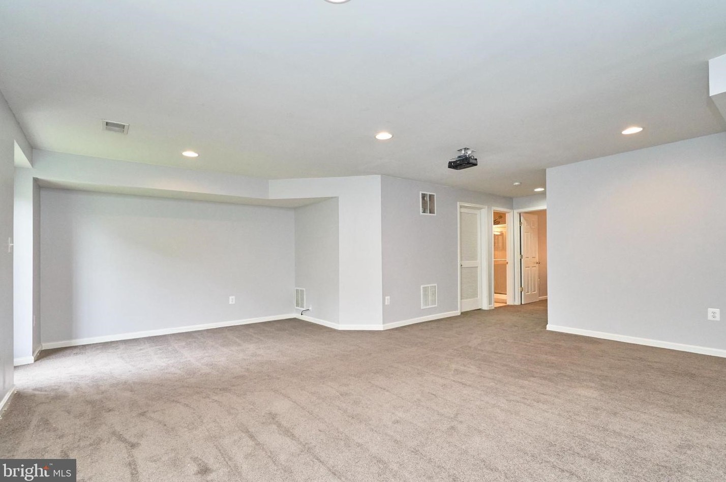172 Executive Cir, Stafford VA  22554-7134 exterior