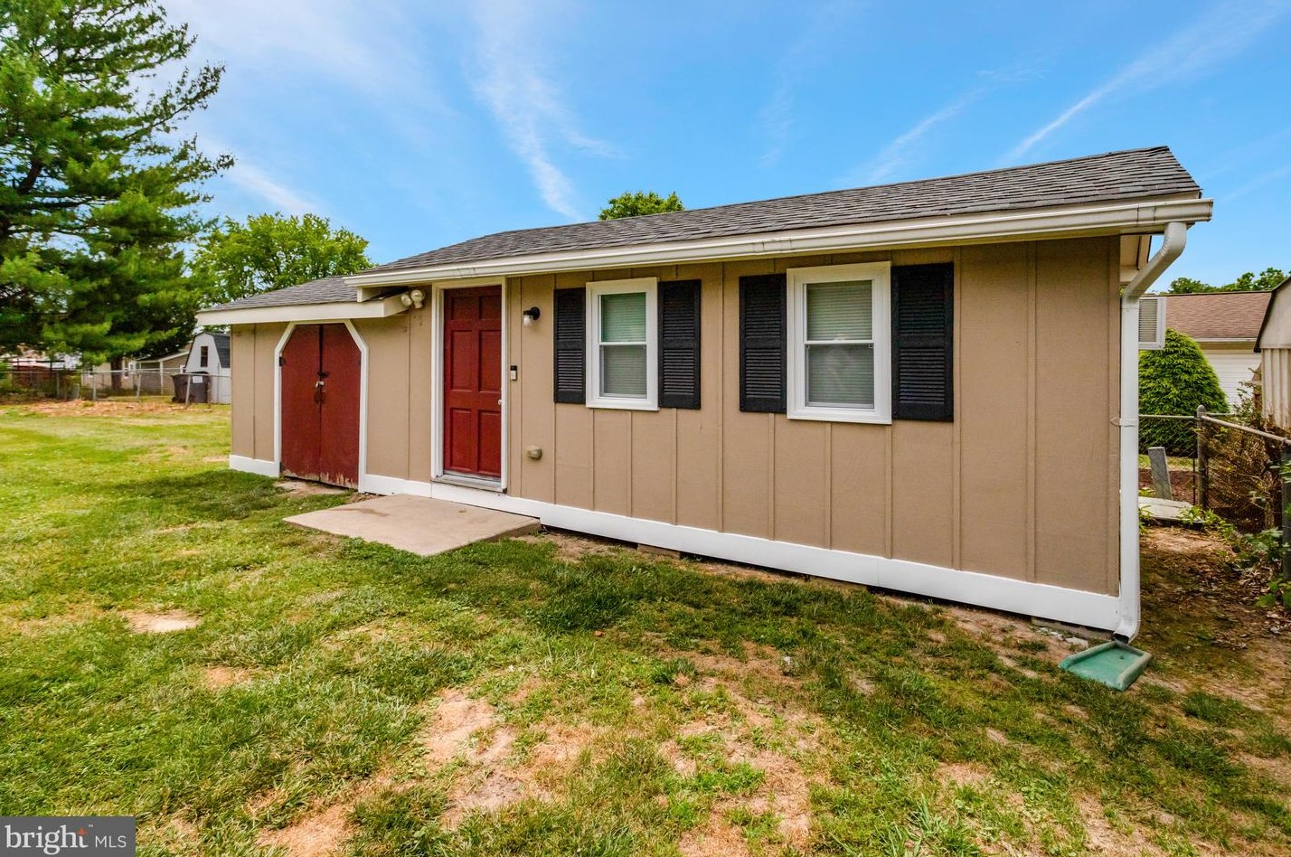 413 Rogers St, Fredericksburg VA  22405-1855 exterior