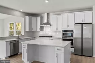 109 Hillsdale Dr, Fredericksburg, VA 22405 - Photo 3