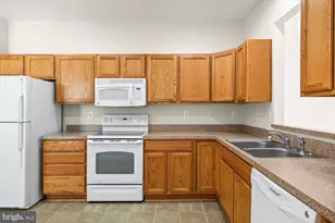 23 Highlander Dr, Fredericksburg, VA 22406 - Photo 5