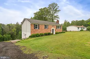 1585 Mountain View Rd, Stafford, VA 22554 - Photo 3