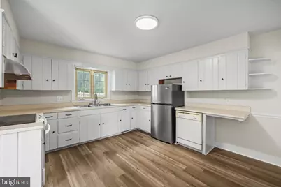 300 Phillips Street, Fredericksburg, VA 22405 - Photo 11