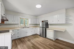 300 Phillips St, Fredericksburg, VA 22405 - Photo 11