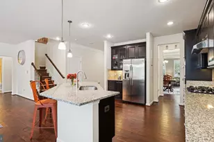 527 Apricot St, Stafford, VA 22554 - Photo 9