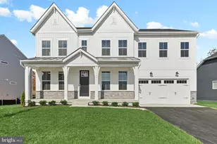 1041 Broad Lk Dr, Fredericksburg, VA 22406 - Photo 1