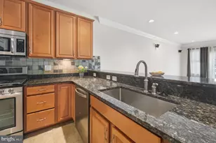 121 Ambrose Ln, Fredericksburg, VA 22406 - Photo 9