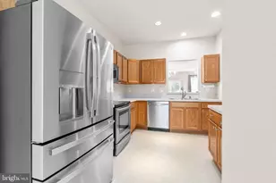 304 Bridgewater Cir, Fredericksburg, VA 22406 - Photo 19