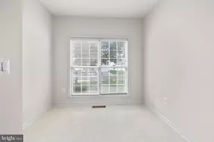 304 Bridgewater Cir, Fredericksburg, VA 22406 - Photo 21