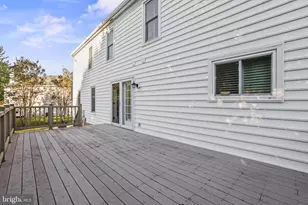 11 N Pointe Dr, Fredericksburg, VA 22405 - Photo 41