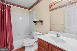 11 N Pointe Dr, Fredericksburg, VA 22405 - Photo 21