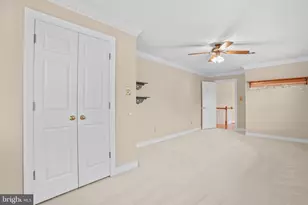 11 N Pointe Dr, Fredericksburg, VA 22405 - Photo 31