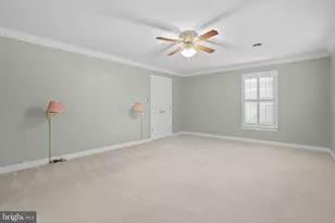 11 N Pointe Dr, Fredericksburg, VA 22405 - Photo 33