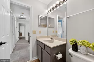 9 Rollingside Dr, Fredericksburg, VA 22406 - Photo 19