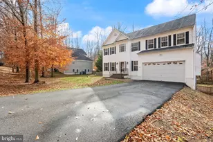 100 Brookewood Dr, Fredericksburg, VA 22405 - Photo 5