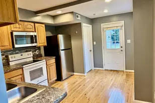 722 Hartwood Rd, Fredericksburg, VA 22406 - Photo 7