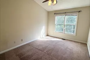 402 Batley Ct, Fredericksburg, VA 22406 - Photo 11