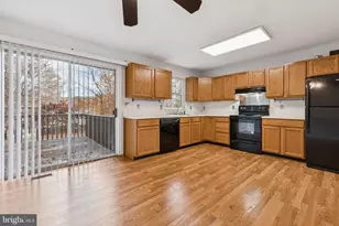 4 Chestnut Ln, Stafford, VA 22556 - Photo 7