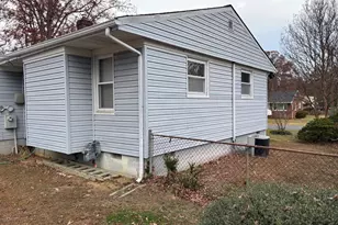 41 Pendleton Rd, Fredericksburg, VA 22405 - Photo 5