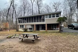 1014 Lakeview Dr, Stafford, VA 22556 - Photo 3