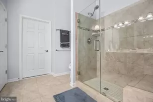 183 Long Point Dr, Fredericksburg, VA 22406 - Photo 13