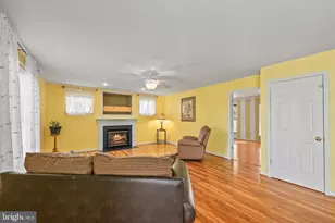 64 Walnut Farms Pkwy, Fredericksburg, VA 22405 - Photo 15